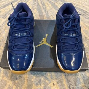 AIR JORDAN 11 XI RETRO LOW GS SZ:6Y/Women's 7.5